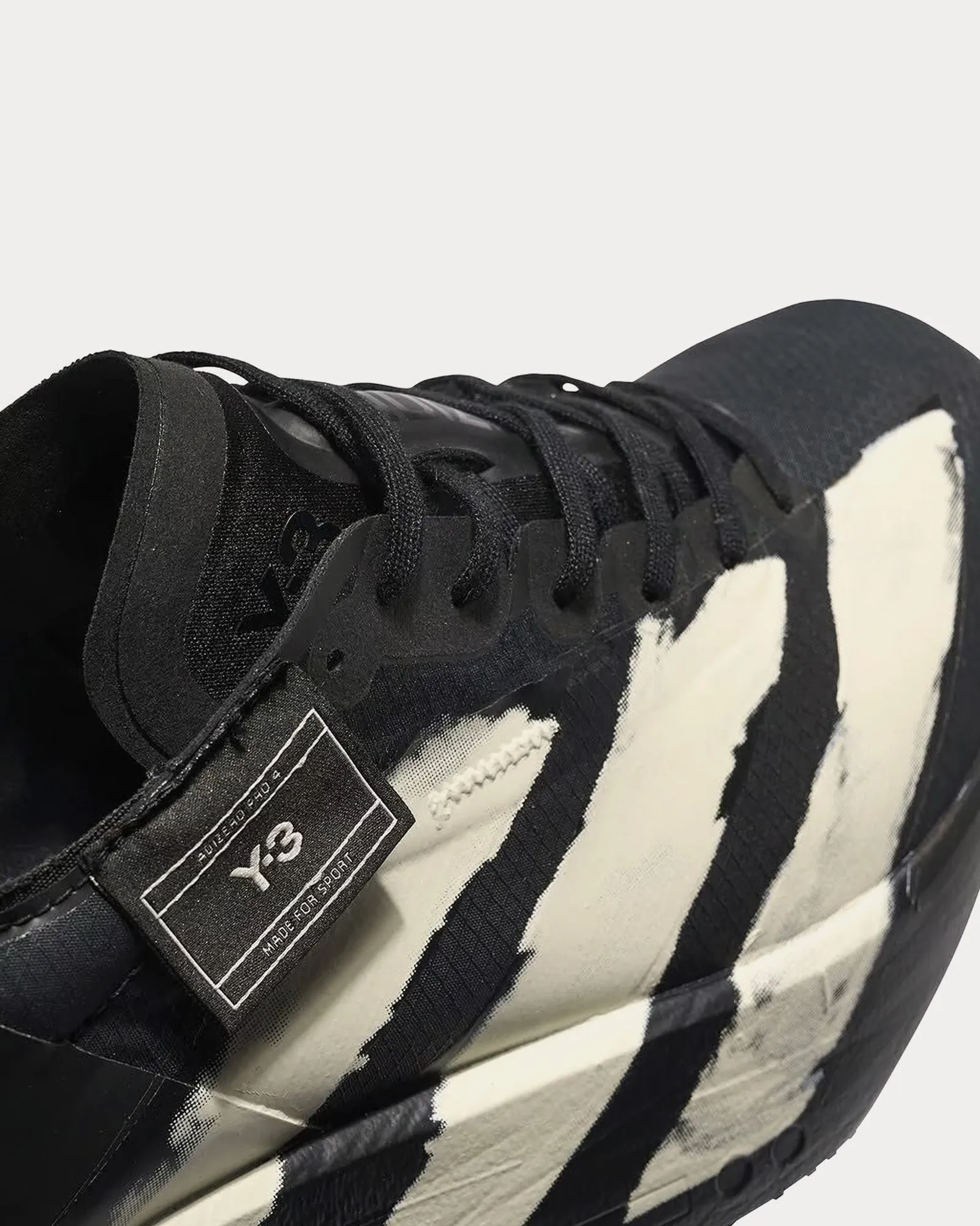 Adios Pro 4 Core Black / Cloud White Running Shoes