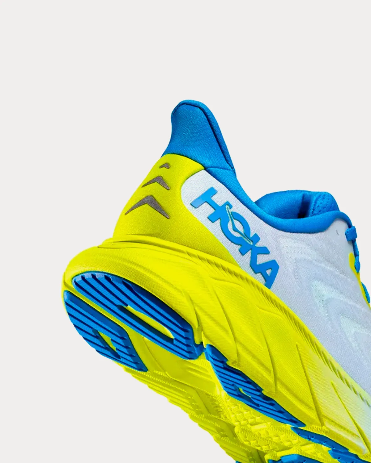 Arahi 6 Ice Water / Evening Primrose Running Shoes