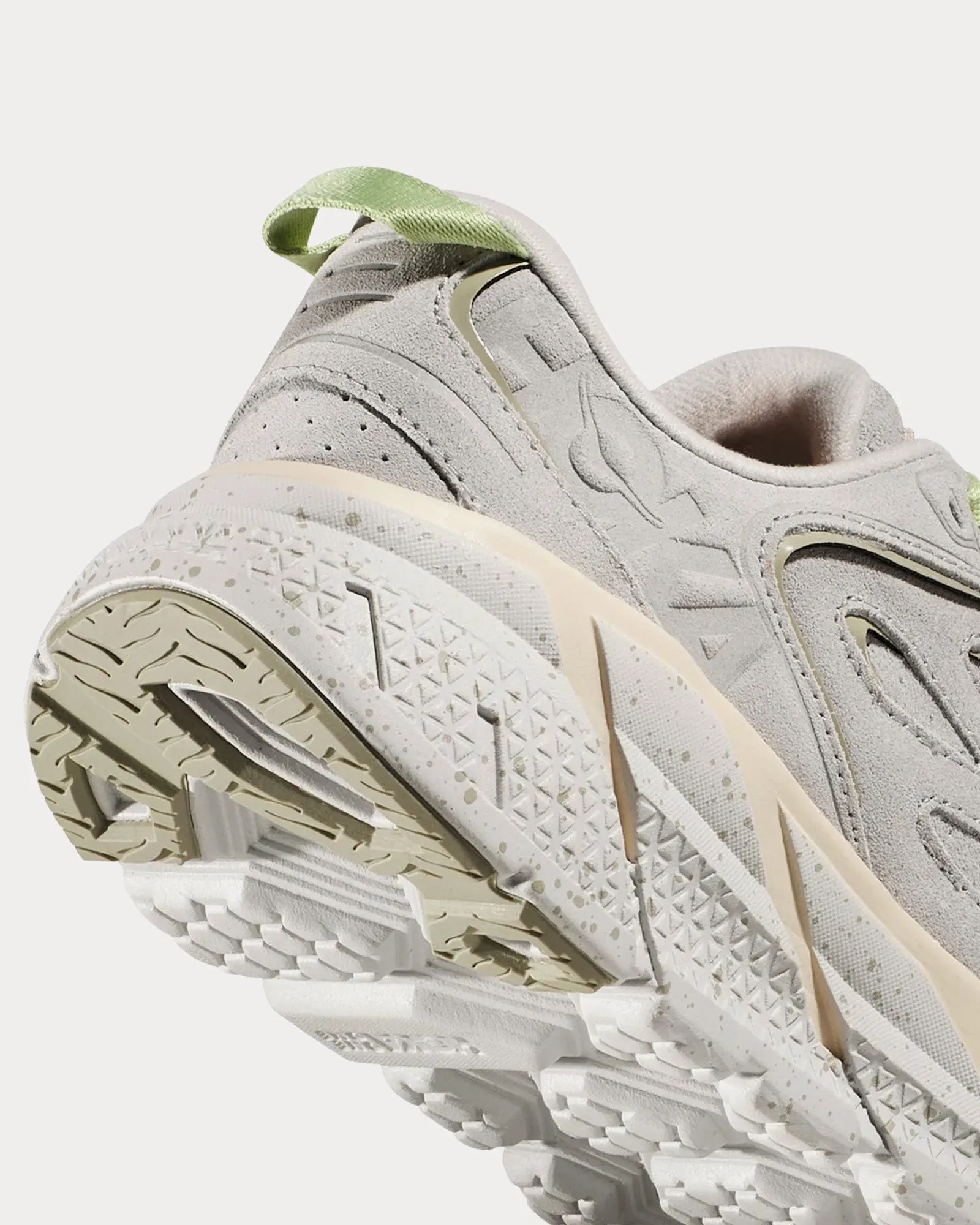 Clifton L Suede Vaporous / Barley Running Shoes