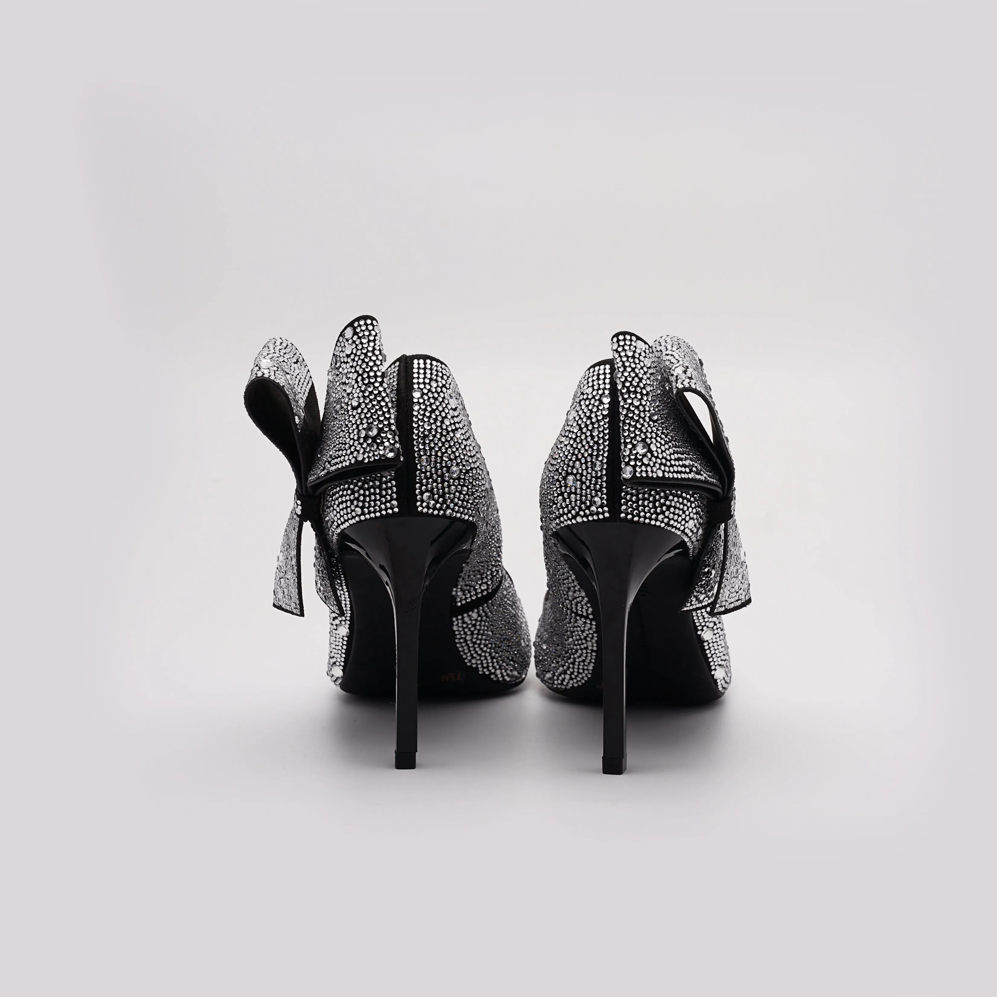 European Bow Pointed Heel