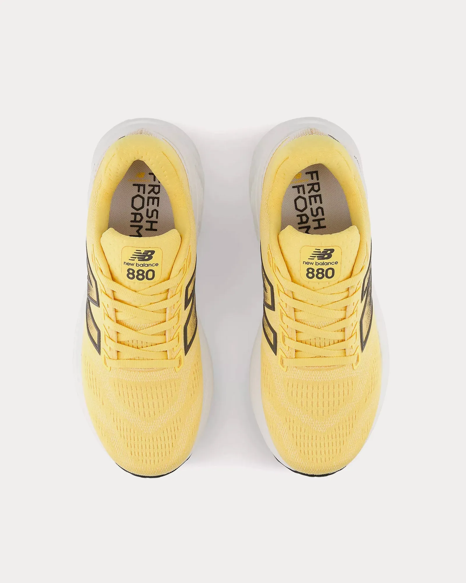 Fresh Foam X 880v15 Clementine / Calcium / Black Running Shoes