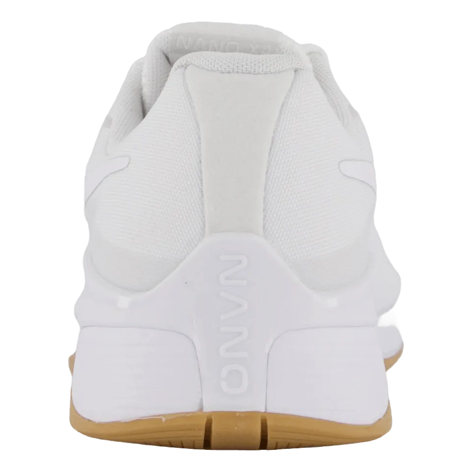 Nano X4 Wht/rbkg01/pugry2
