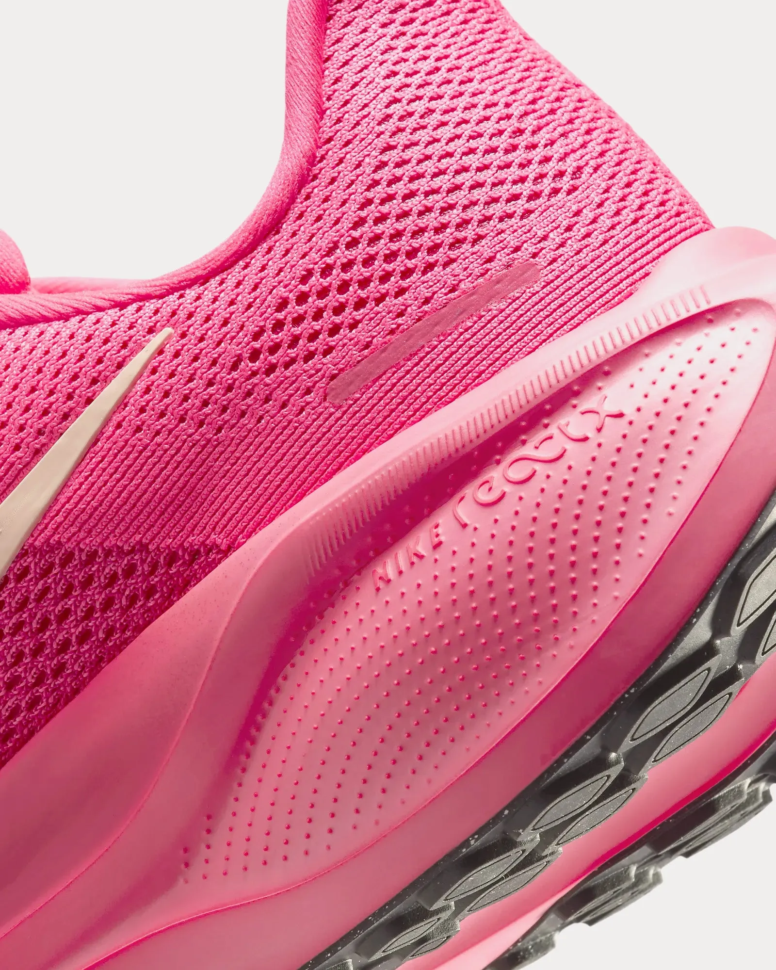 Pegasus 41 Hot Punch / Aster Pink / Black / Crimson Tint Running Shoes