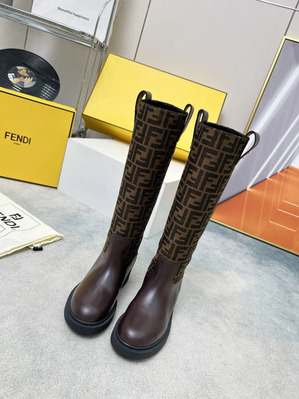 SE1496 Fendi Filo Boots / Size5-11