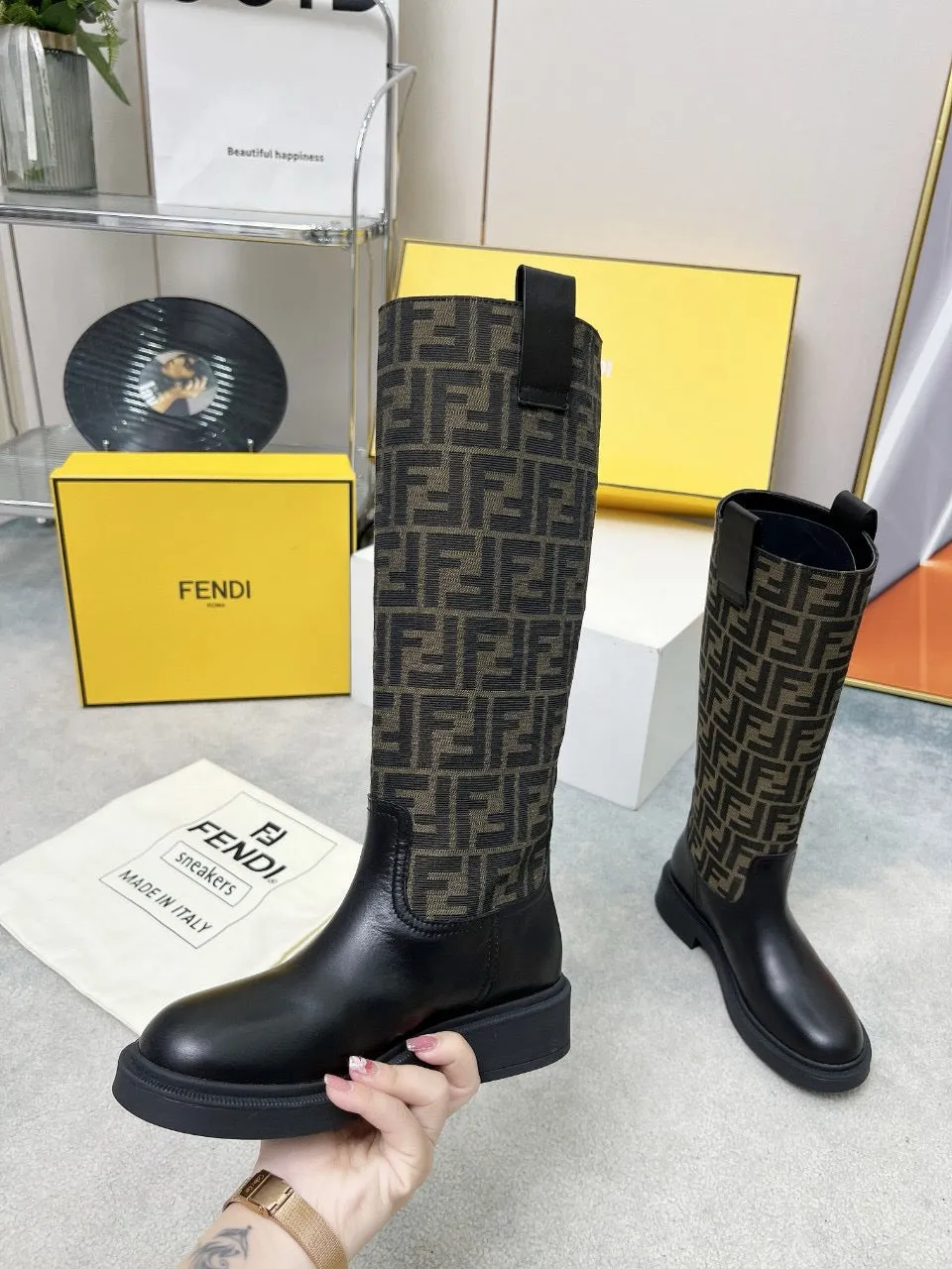 SE1496 Fendi Filo Boots / Size5-11