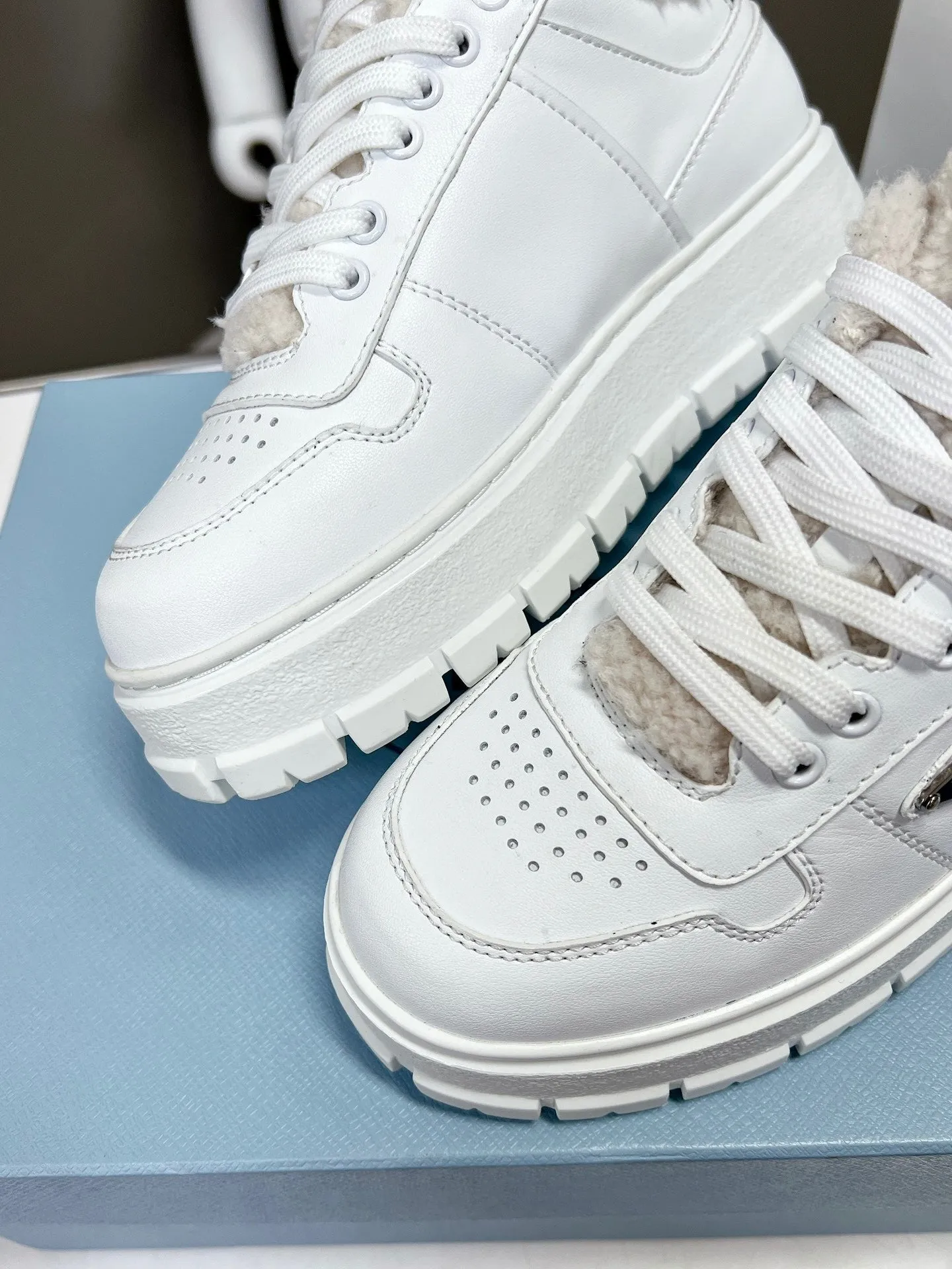 SE934 DR Sneakers / Size5-9