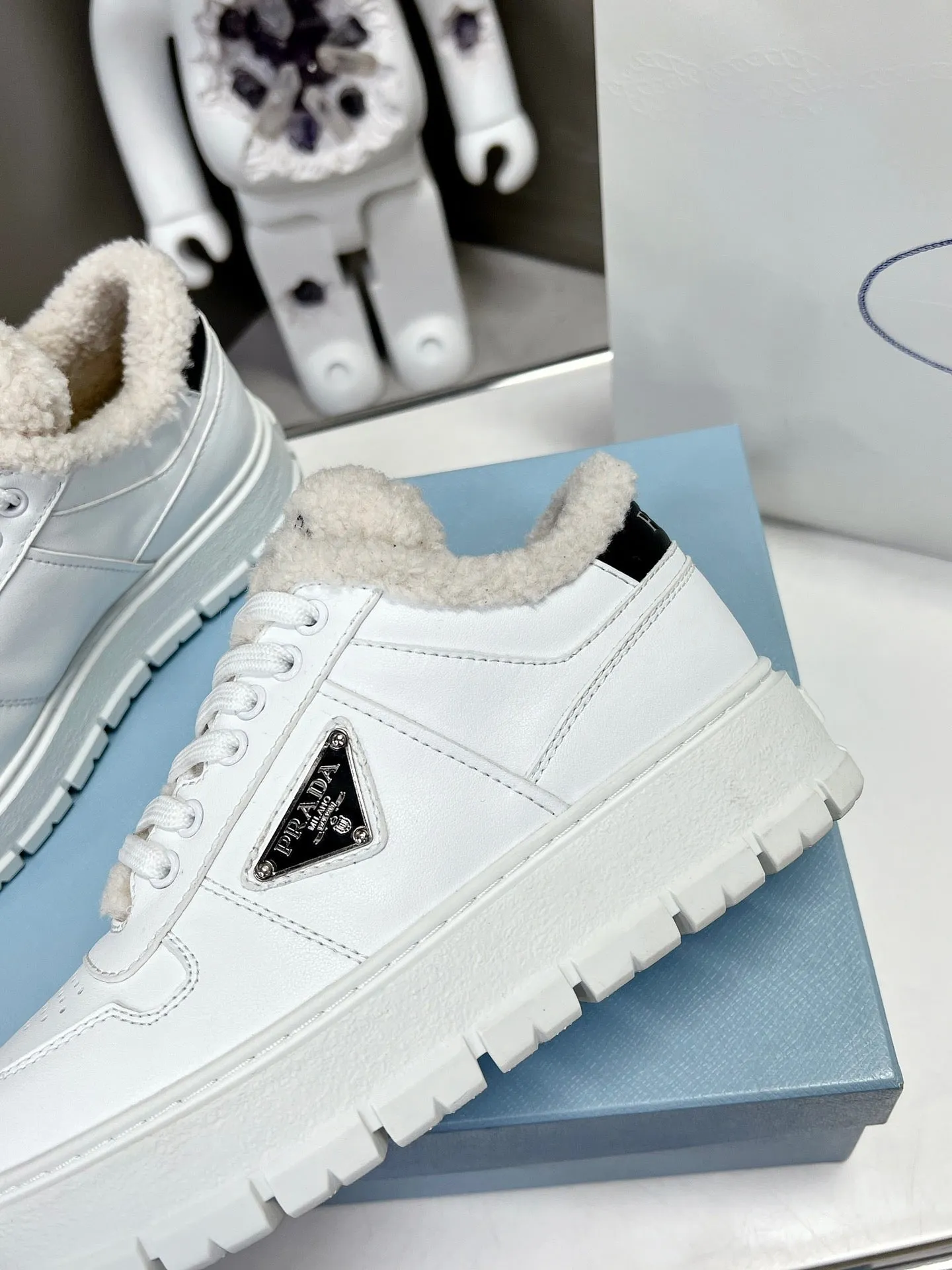 SE934 DR Sneakers / Size5-9