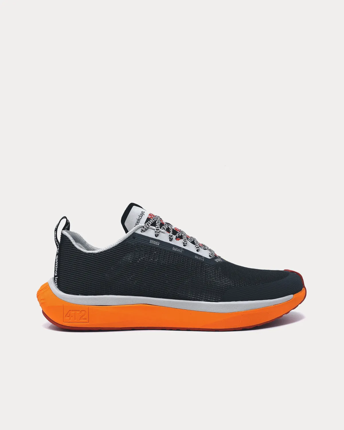 Weekdays Black / Orange Running Shoes