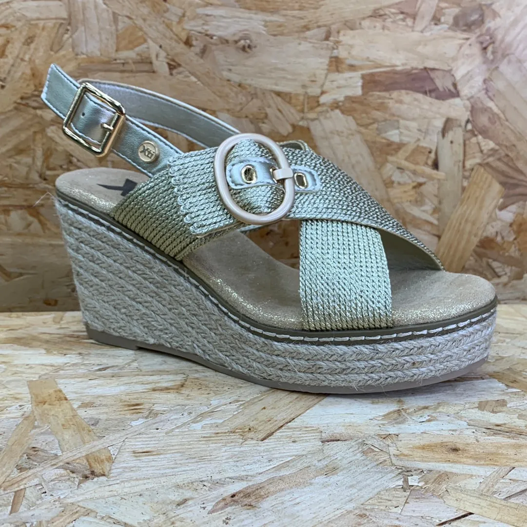 Xti Womens Fashion Wedge Sandals - Gold