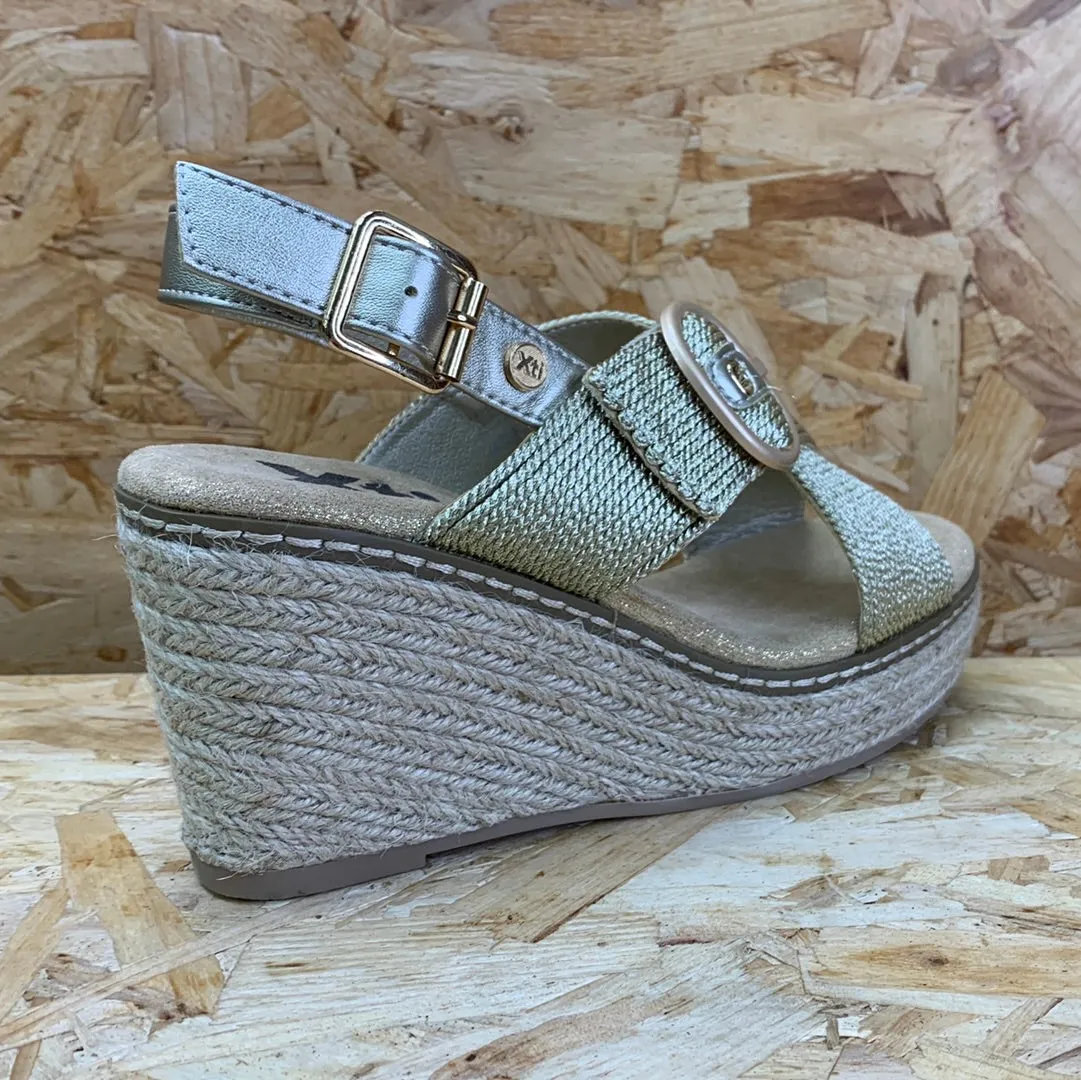 Xti Womens Fashion Wedge Sandals - Gold